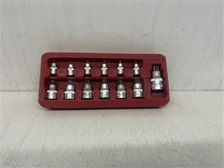 Mac Tools SST13PT 13PC. Stubby Star Driver Set